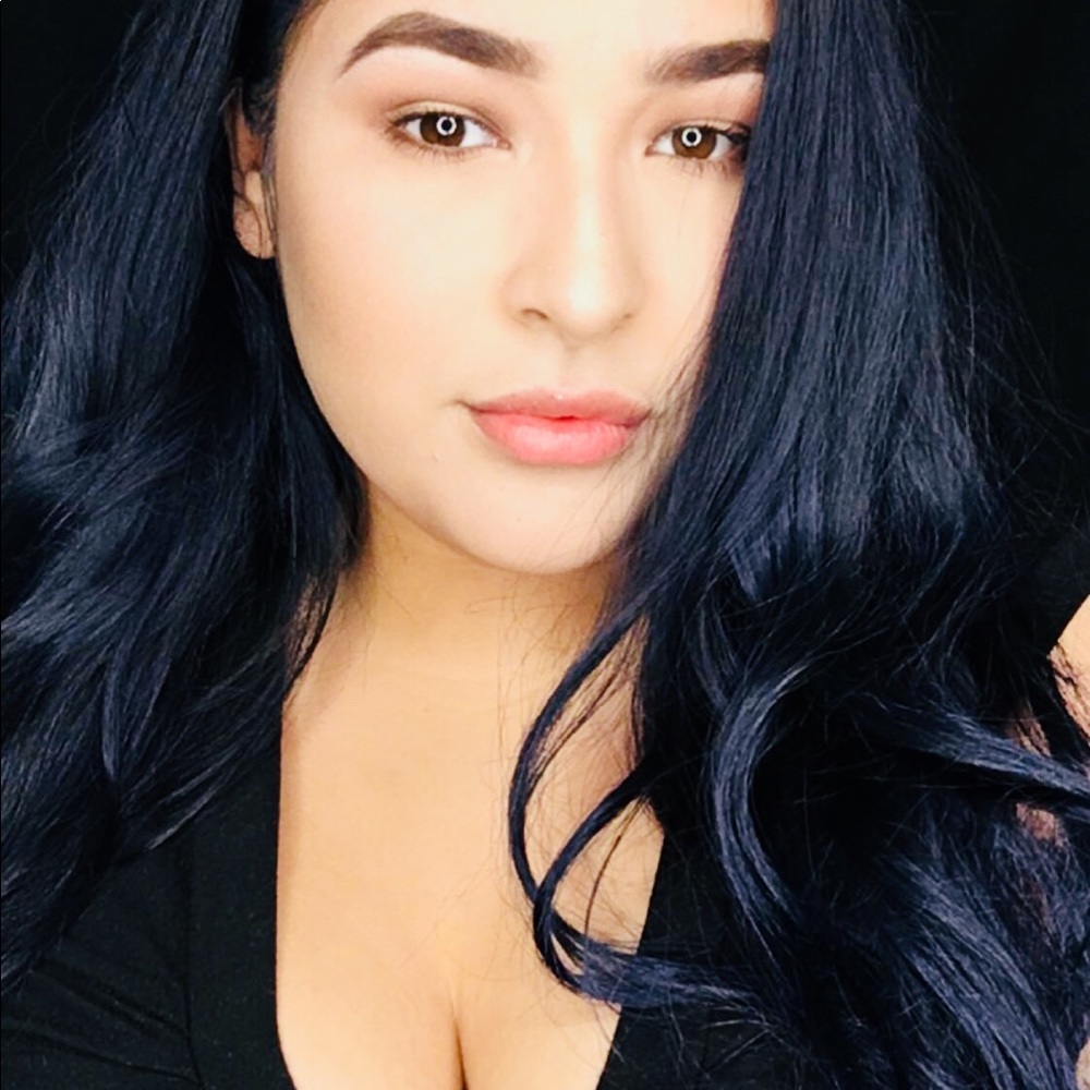 Meet your Posher, Maritza